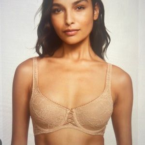 Victoria’s Secrets bras